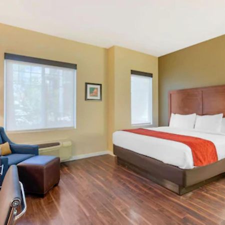 Comfort Inn & Suites Near Ontario Airport Luaran gambar