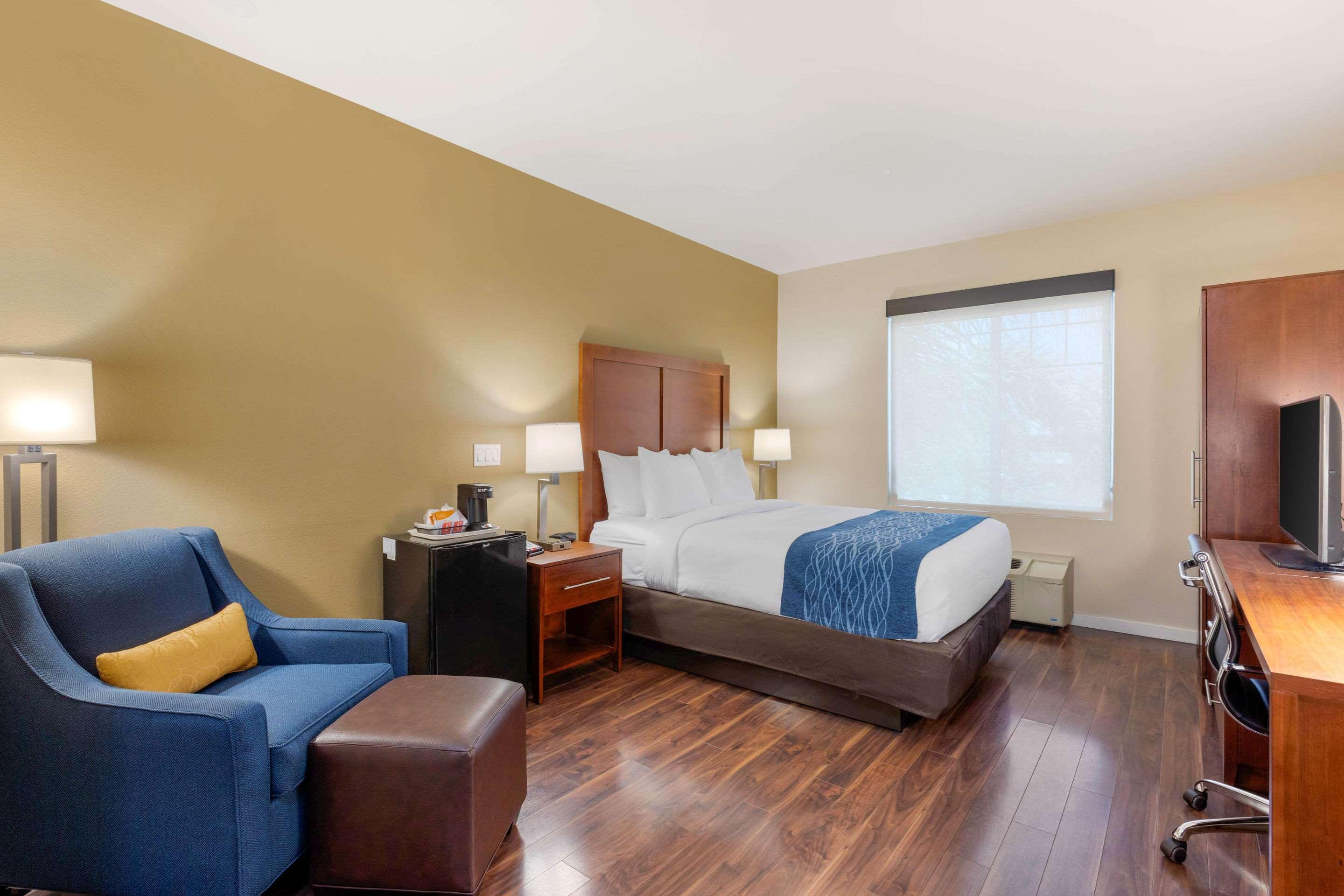 Comfort Inn & Suites Near Ontario Airport Luaran gambar