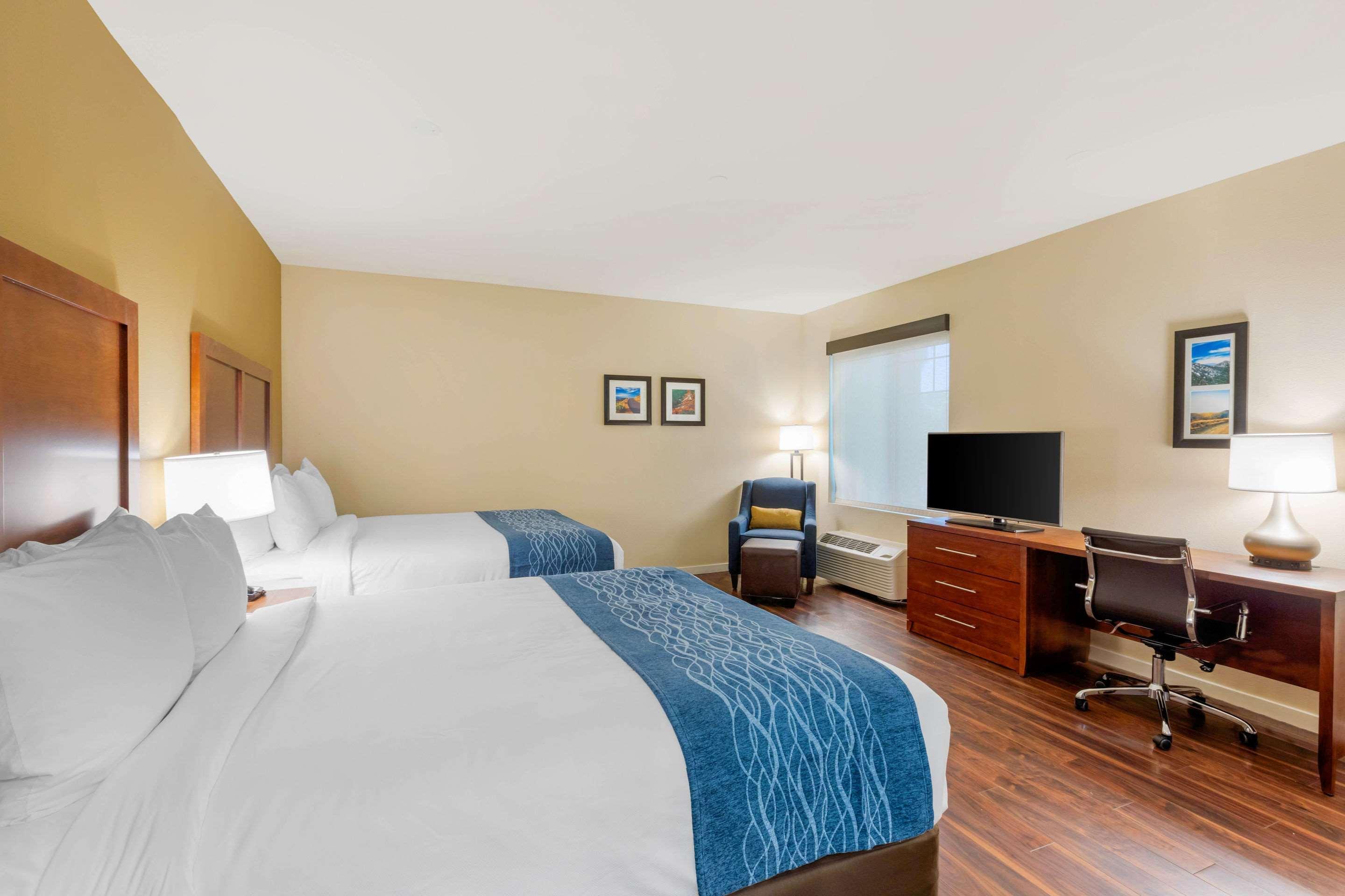 Comfort Inn & Suites Near Ontario Airport Luaran gambar