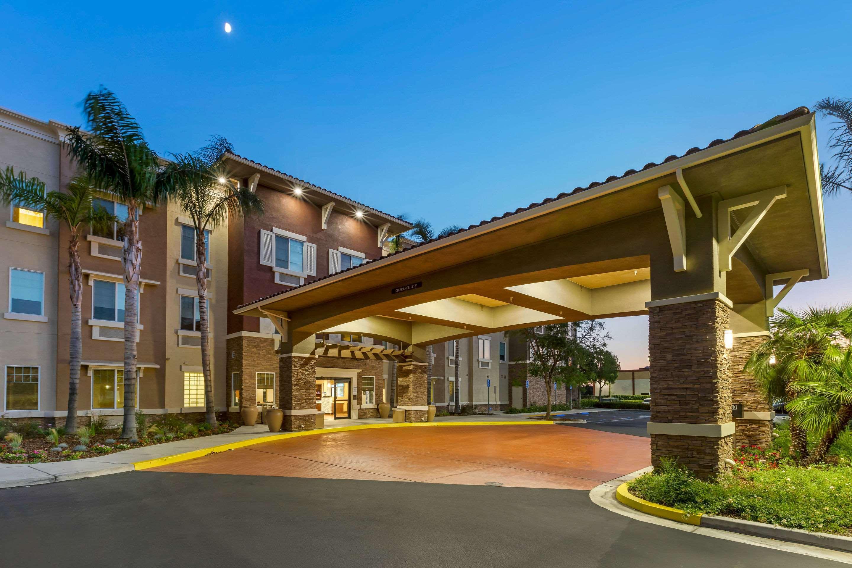 Comfort Inn & Suites Near Ontario Airport Luaran gambar