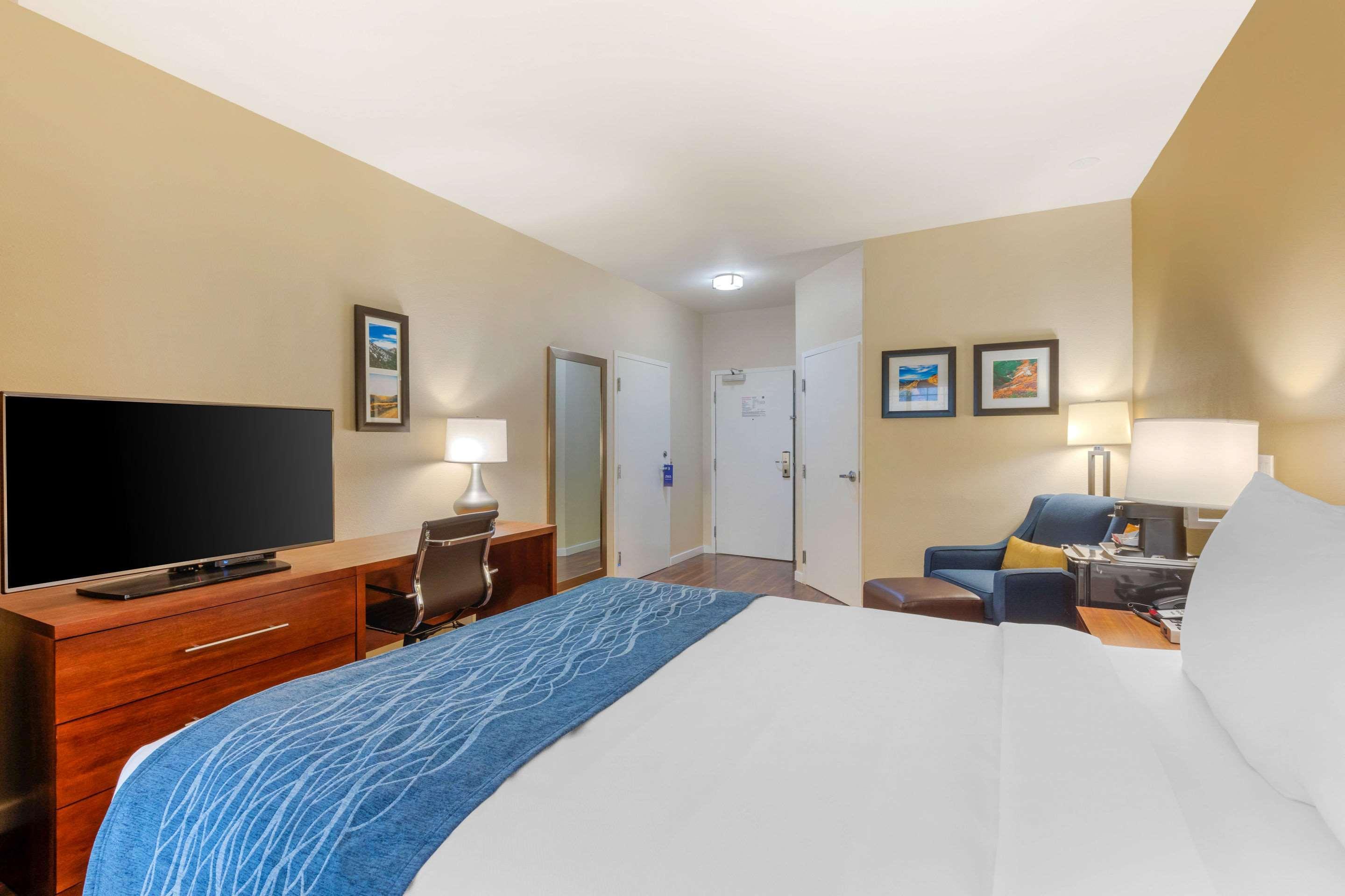 Comfort Inn & Suites Near Ontario Airport Luaran gambar