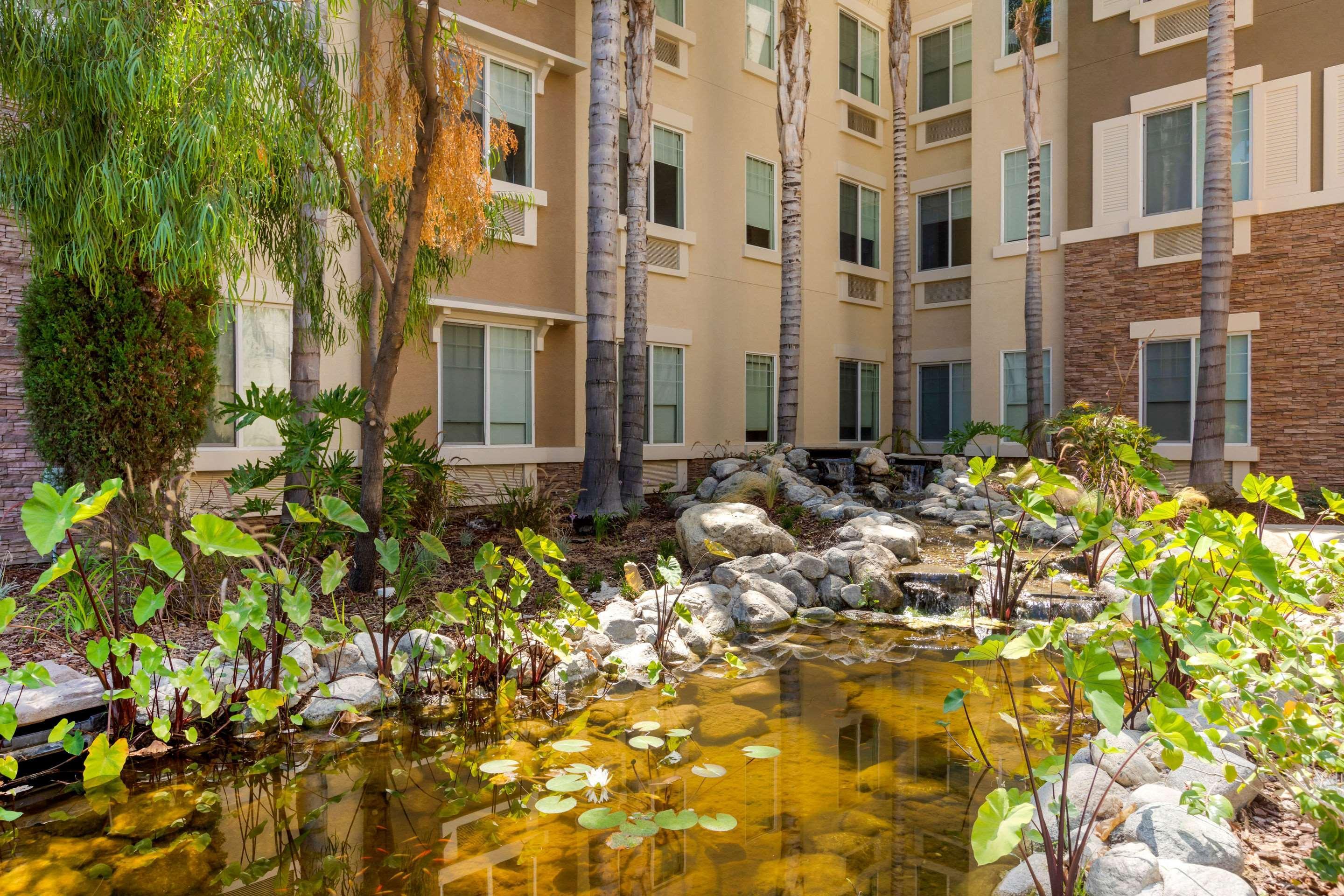 Comfort Inn & Suites Near Ontario Airport Luaran gambar