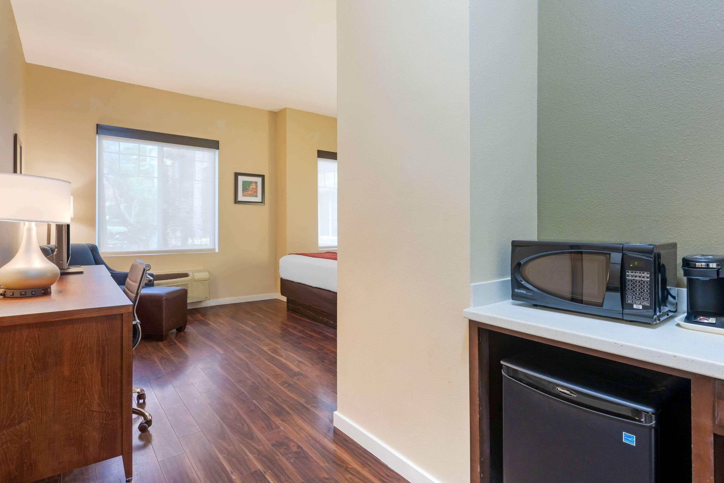 Comfort Inn & Suites Near Ontario Airport Luaran gambar
