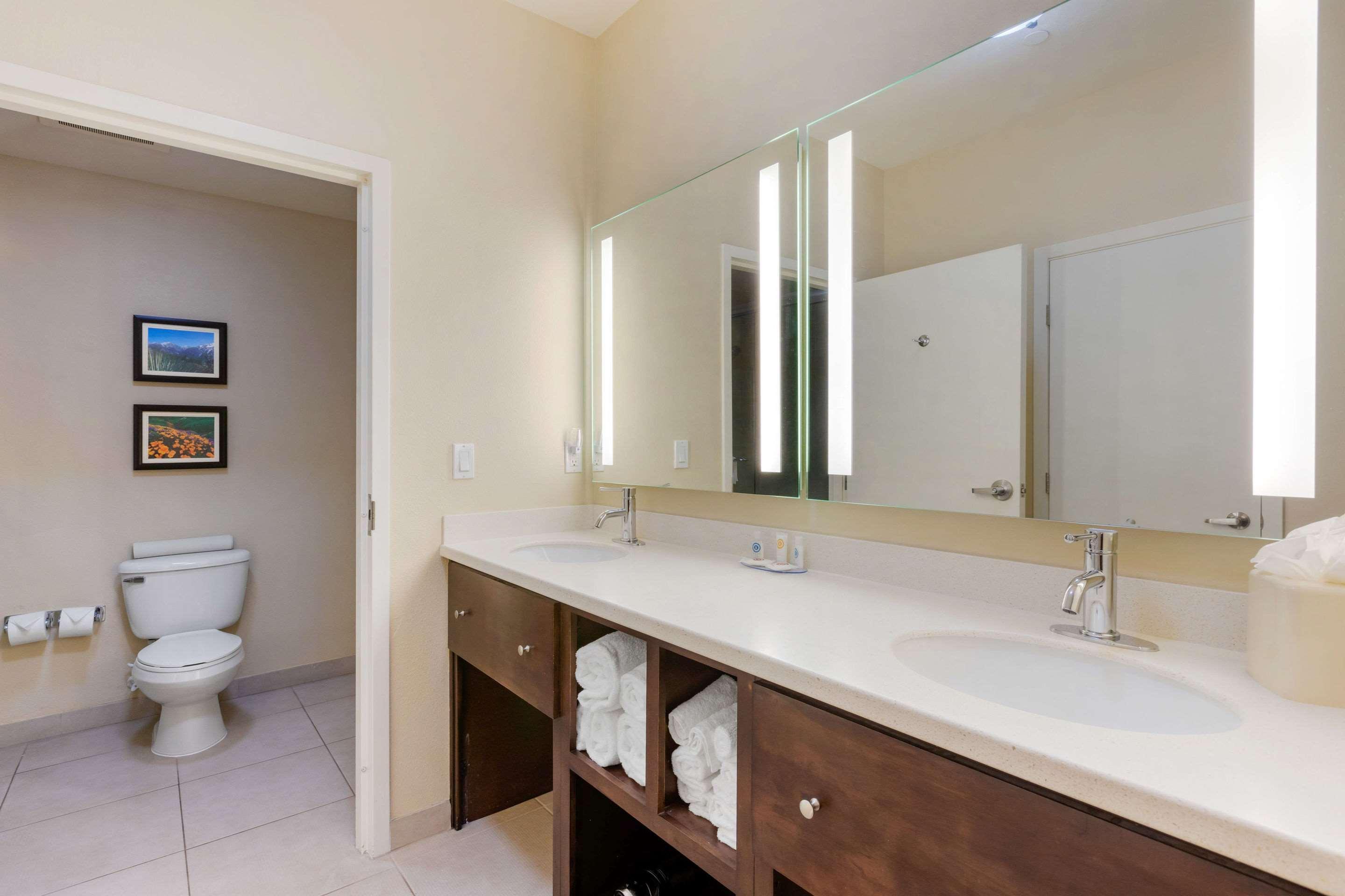 Comfort Inn & Suites Near Ontario Airport Luaran gambar