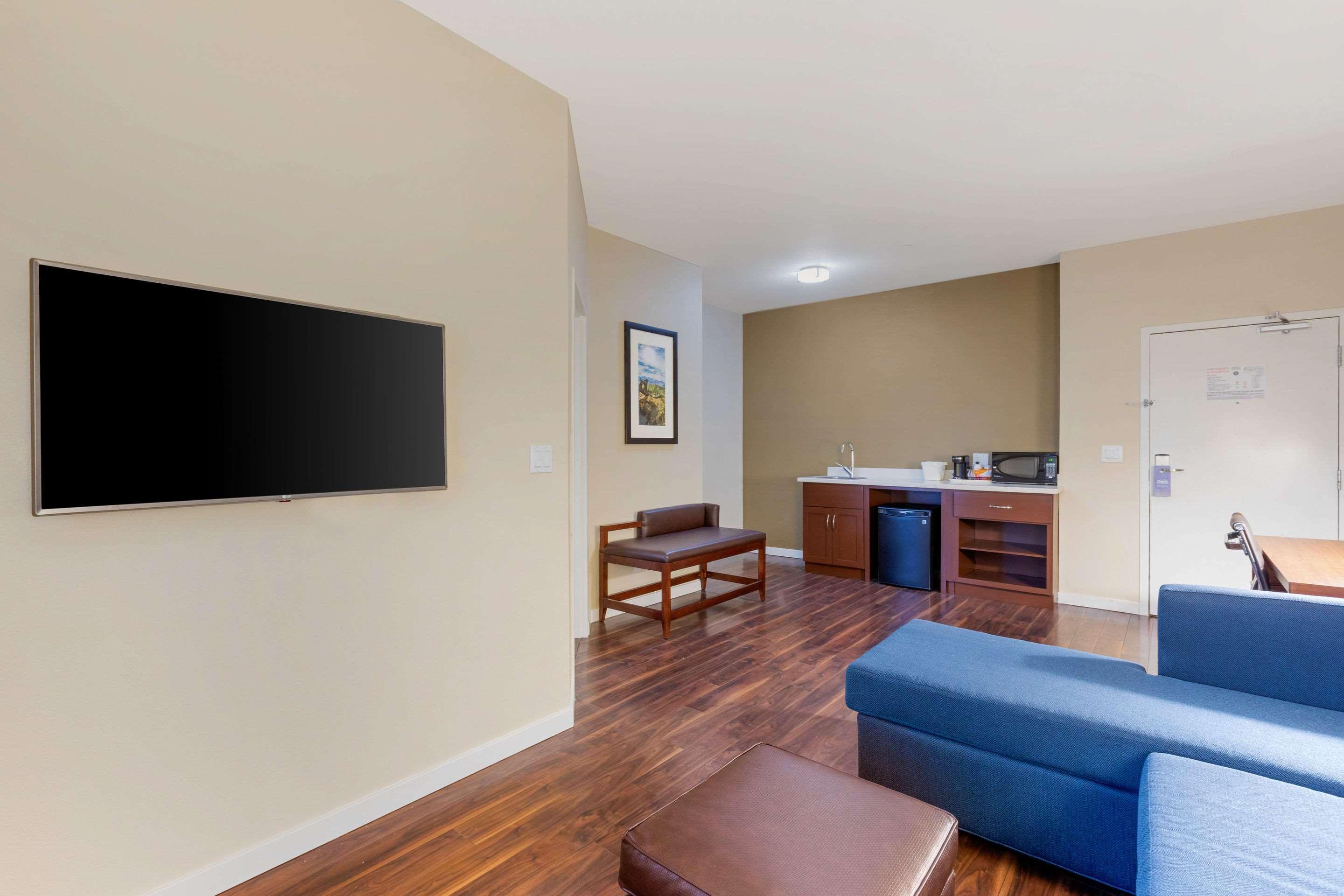 Comfort Inn & Suites Near Ontario Airport Luaran gambar