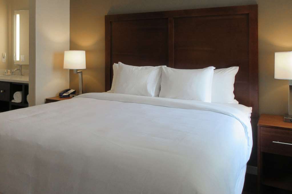 Comfort Inn & Suites Near Ontario Airport Bilik gambar